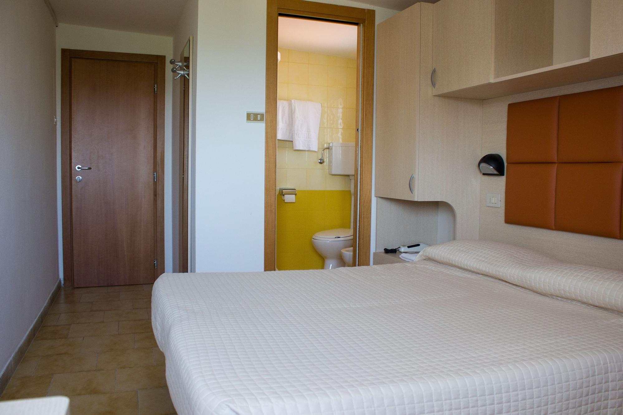 Hotel Stresa Rímini Exterior foto
